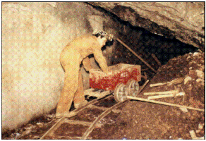 Cooper's Hole, Cheddar, 1962 photo M Cotter