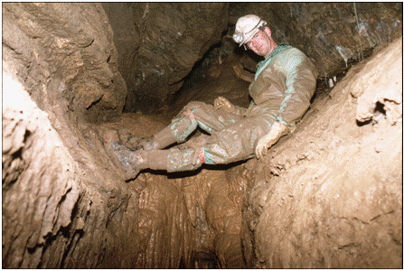 Grant Sheppard in Hannah's Grotto
Photo by G Beale